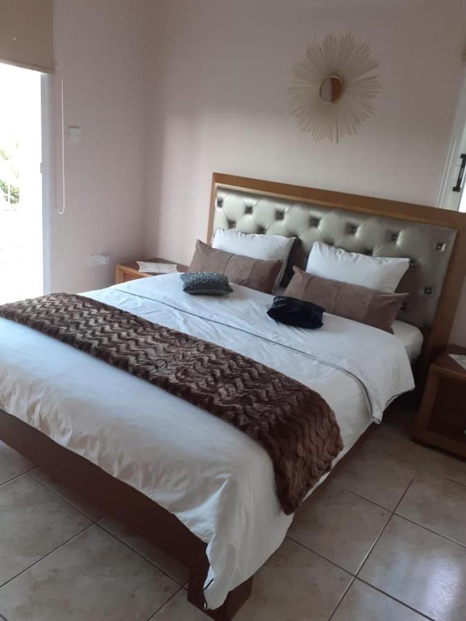 Nanas Vacation House Paphos Buitenkant foto